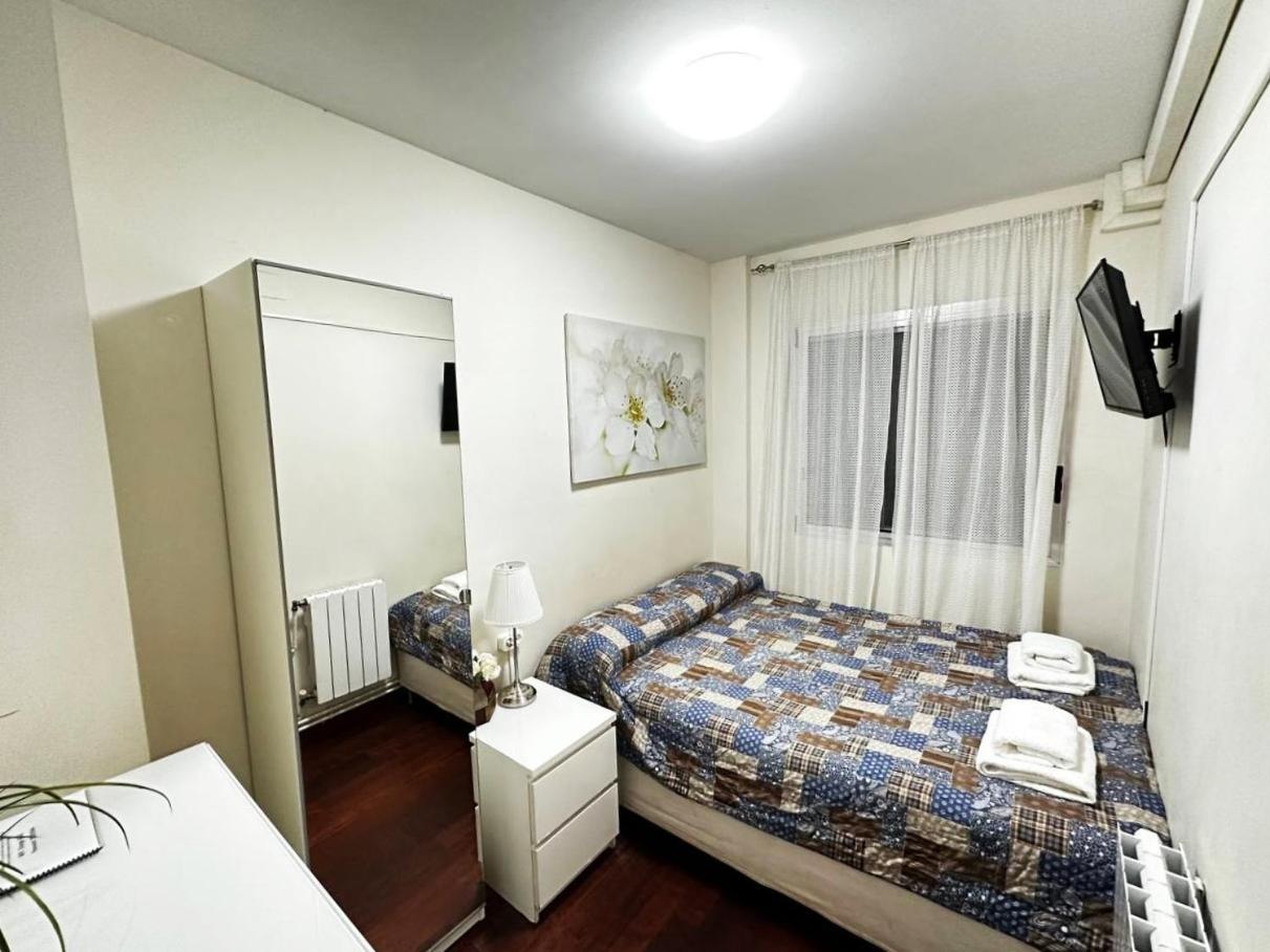 Rooms Arago Barcelona Exterior photo